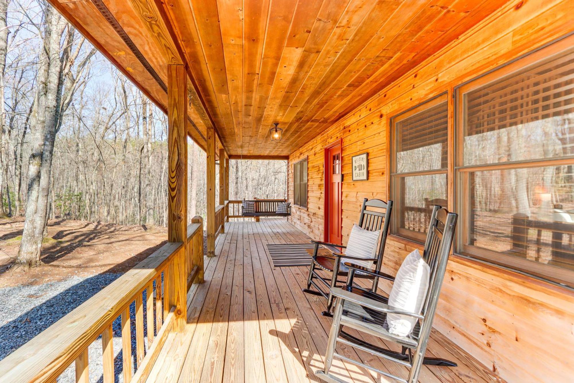Blue Ridge Cabin Hot Tub, Fire Pit And Grill! Exterior photo